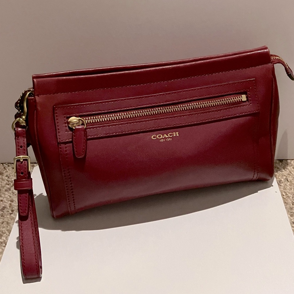 15 Coach full grain soft leather wristlet